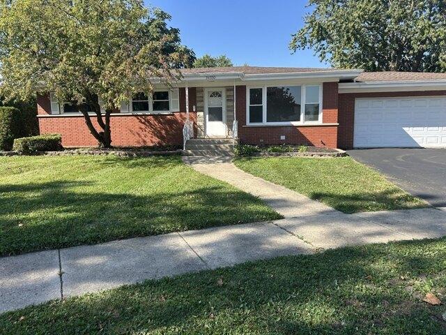 House for sale in South Holland, Illinois