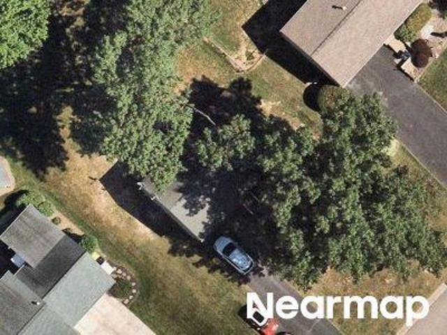 House for sale in Girard