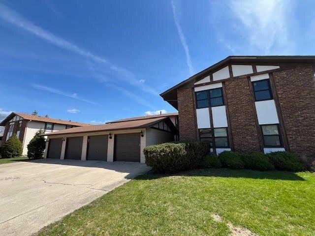 Condo for sale in Country Club Hills, Illinois