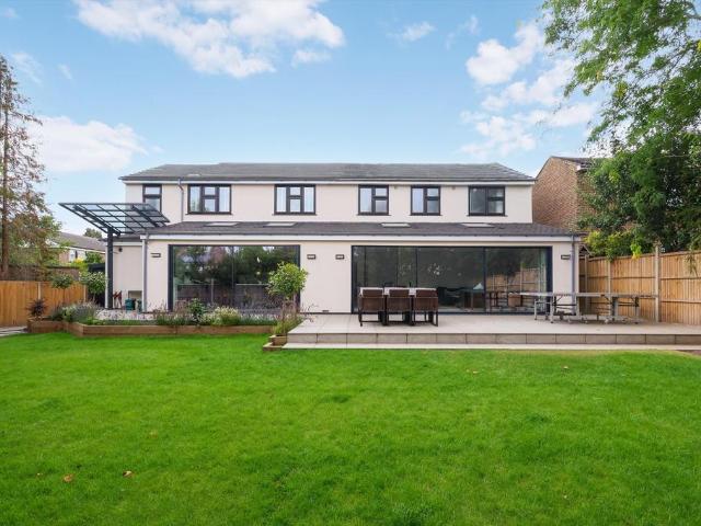 House for rent in Claygate, Elmbridge