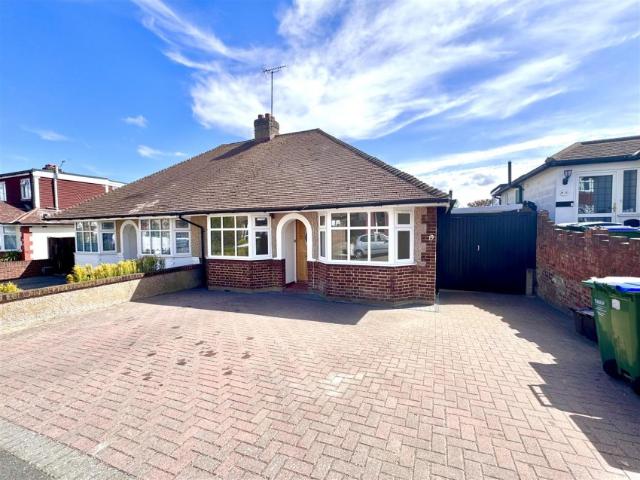 House for rent in Northumberland Heath, Greater London