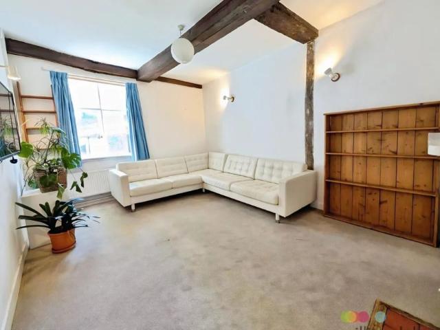 House for rent in Heigham Grove, East Bank