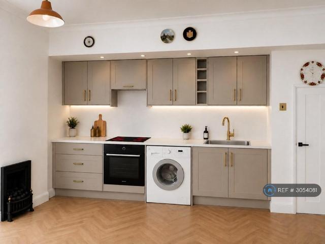 Apartment for rent in London Borough of Havering, Greater London