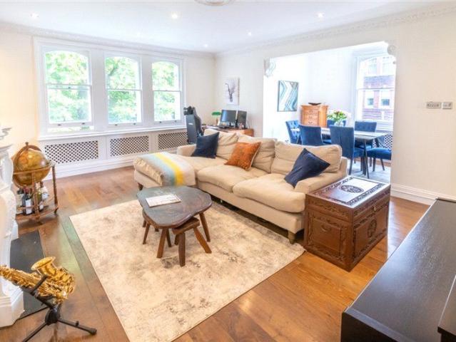 Apartment for rent in Brompton, Greater London