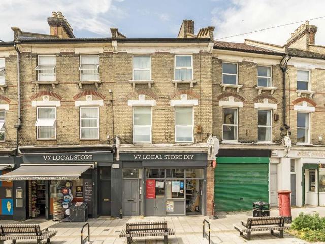 Apartment for rent in Streatham Hill, Greater London