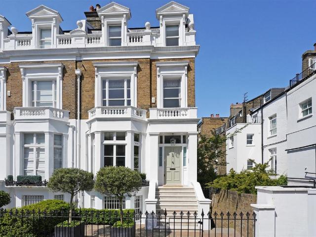 House for rent in Brompton, Greater London