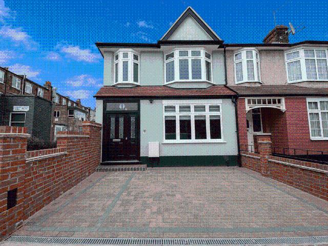House for rent in Winchmore Hill, Edmonton