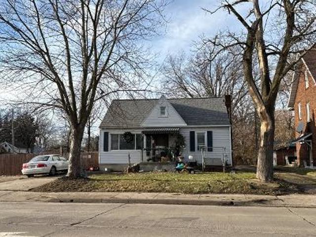 House for sale in Warren, Ohio