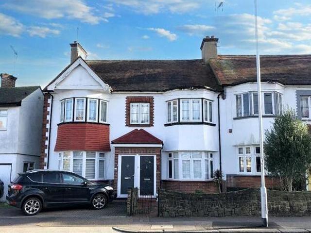 House for sale in Leigh-on-sea
