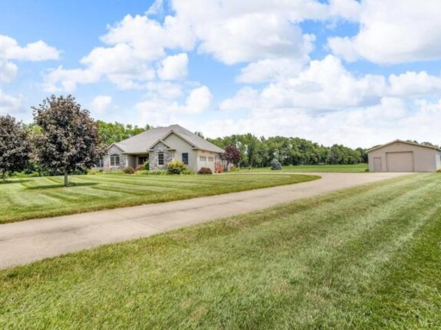 House for sale in Albion House for sale in Albion