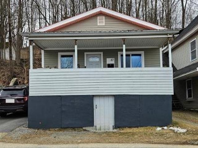 House for sale in New Hampshire