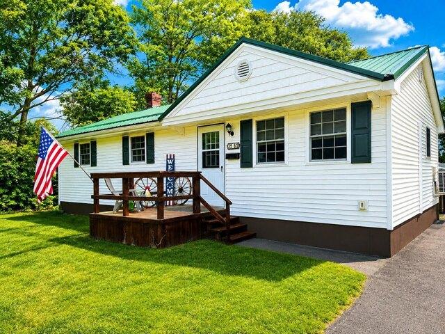 House for sale in East Millinocket, Maine