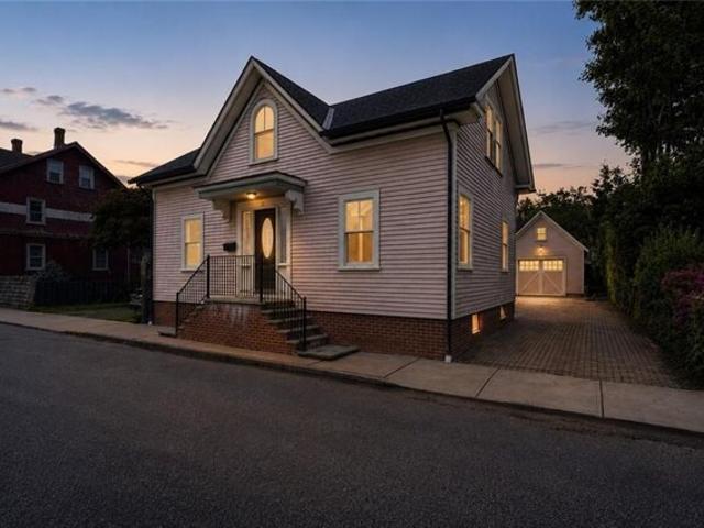 House for sale in Newport, Newport County