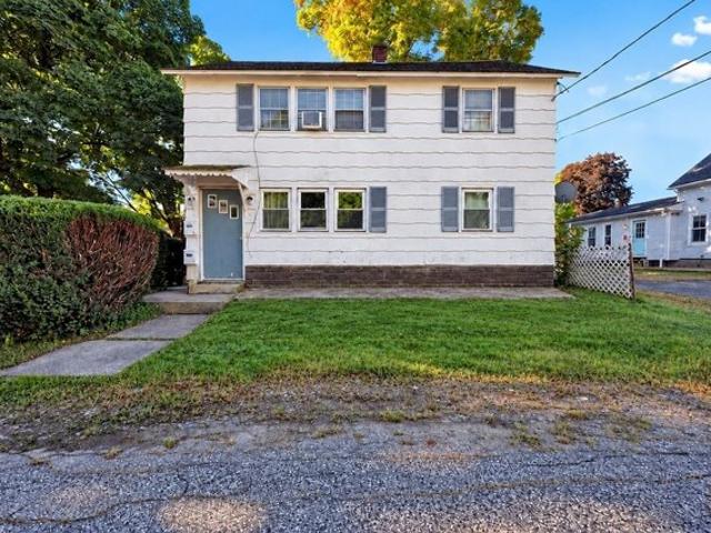 House for sale in Oxford, Worcester County