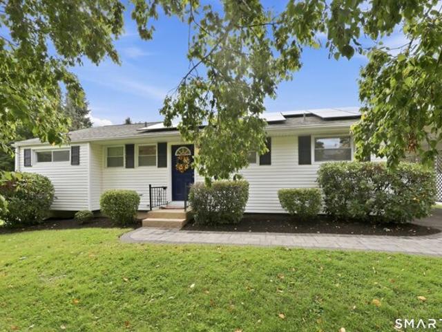 House for sale in Tariffville Historic District, Simsbury