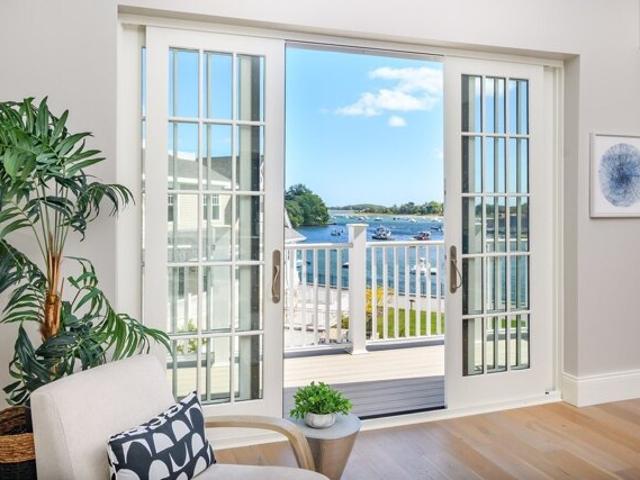 Condo for sale in Cohasset, Norfolk County