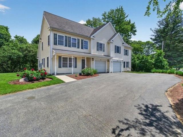 Condo for sale in North Reading, Massachusetts