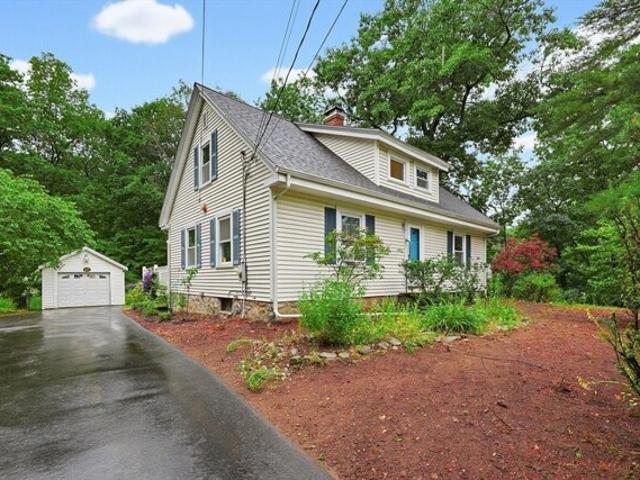 House for sale in Walpole, Massachusetts