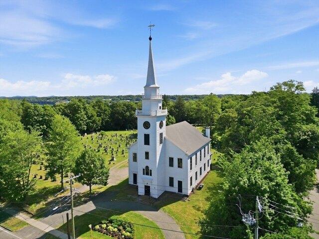 House for sale in Hampden, Massachusetts