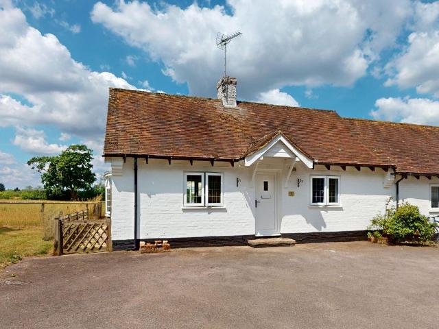 House for rent in Cheeseman's Green, Ashford