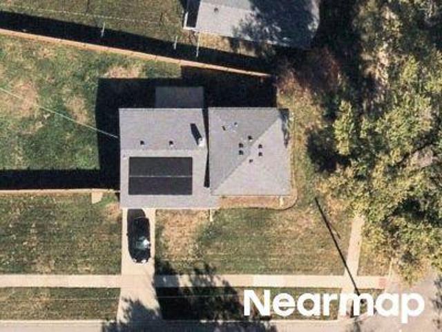 House for sale in Elgin