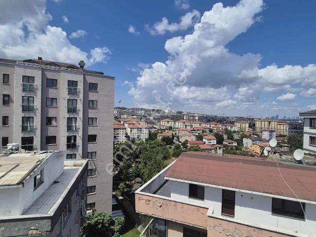 Ümraniye, İstanbul içerisinde kiralık mülk