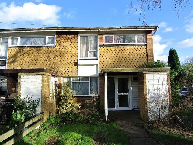 House for rent in Egham Wick, Row Town