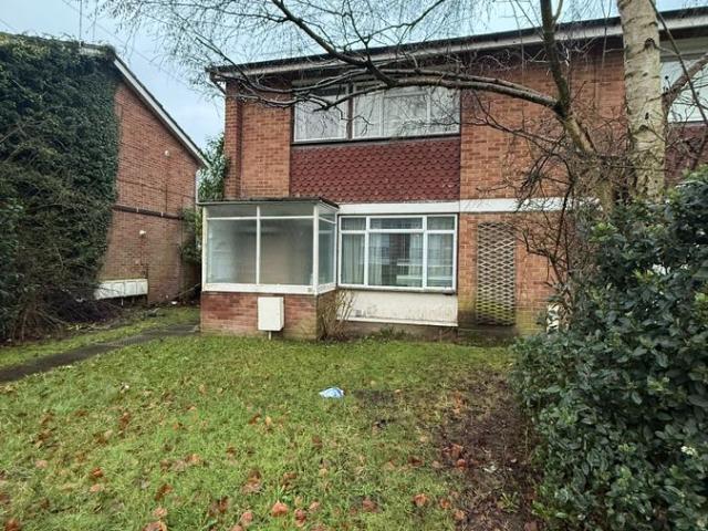 House for rent in Egham Wick, Row Town