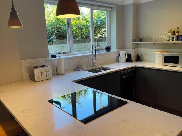 Apartment for rent in Molesey, Elmbridge