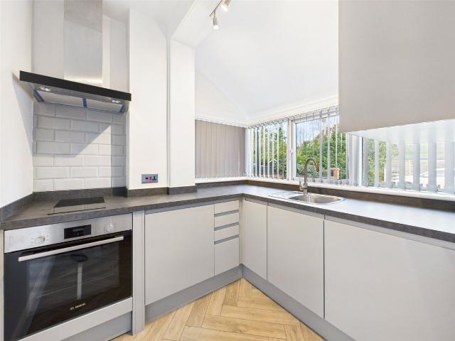 Studio for rent in London Borough of Richmond upon Thames, Greater London