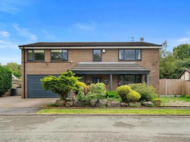 House for sale in Elmer's Green, Roby Mill