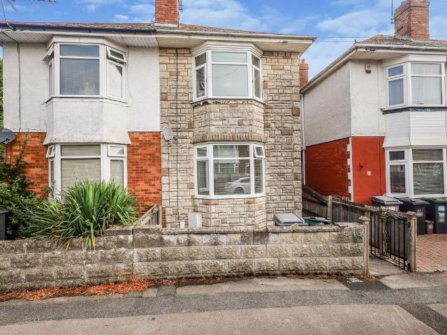 Apartment for rent in Talbot Village, Bournemouth