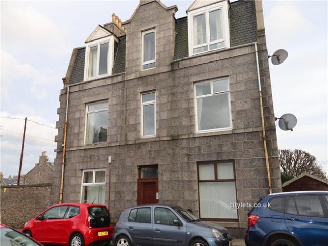 Flat for rent in Sunnybank, Ballindoch