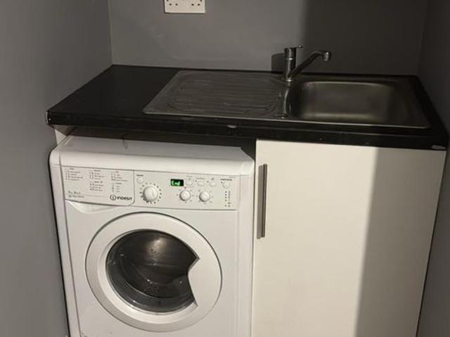 Room for rent in London Borough of Hounslow, Greater London