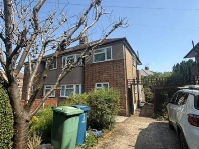 House for rent in Wealdstone, Greater London