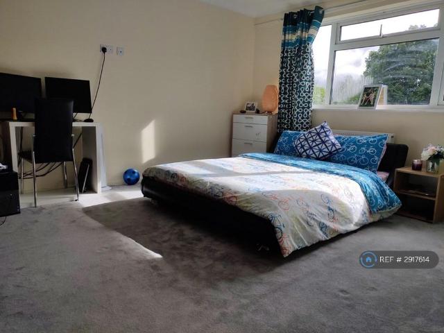 House for rent in Carshalton Beeches, Greater London