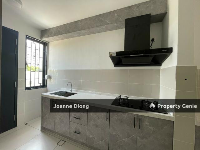 Warehouse for sale in Petaling, Alam Impian