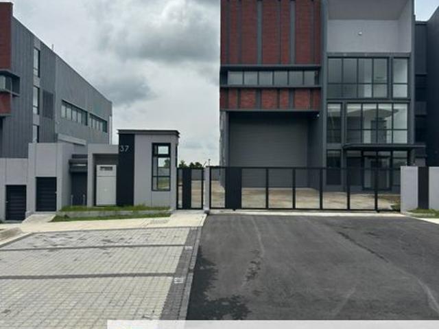 Warehouse for rent in Selayang, Selangor