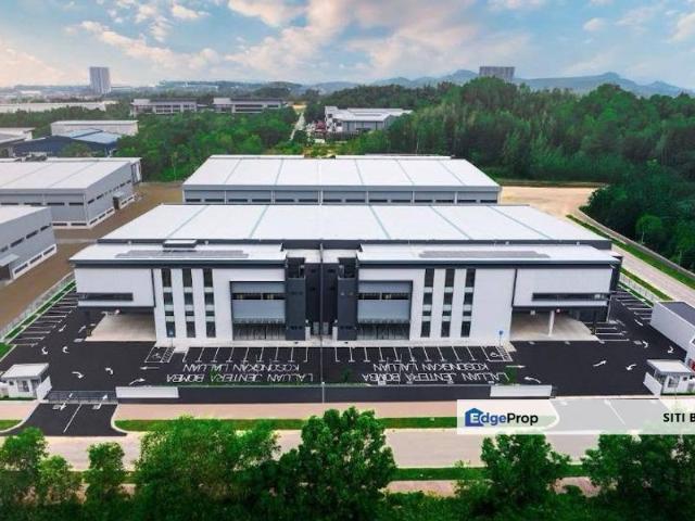 Warehouse for rent in Petaling, Alam Impian