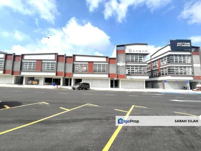 Shop for rent in Petaling, Alam Impian