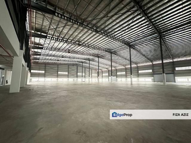 Warehouse for rent in Seksyen U16, Shah Alam