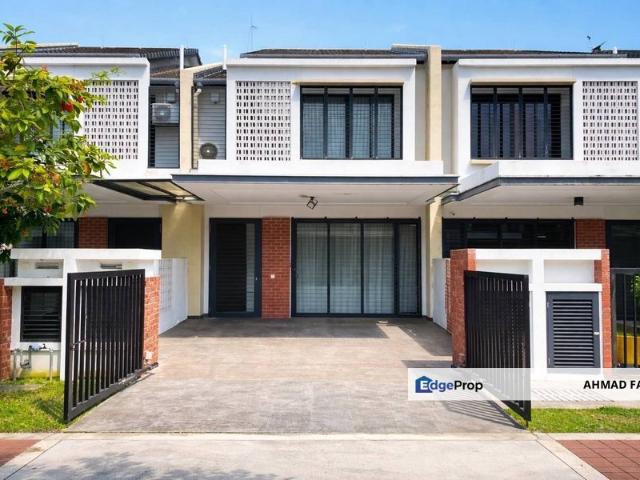 House for sale in Seksyen U17, Shah Alam