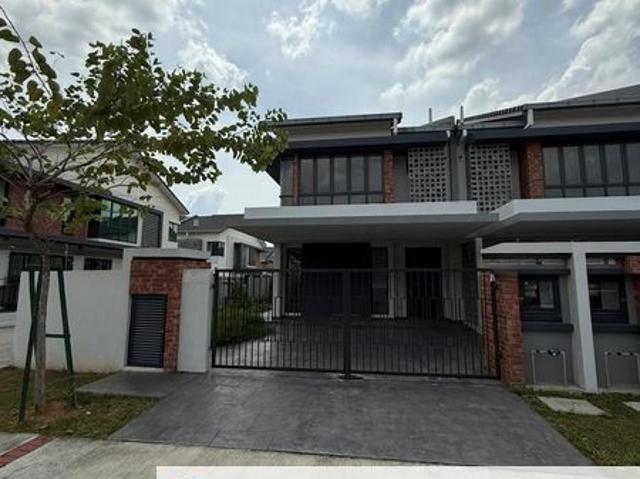 House for sale in Seksyen U17, Shah Alam