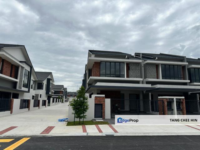 House for sale in Seksyen U17, Shah Alam