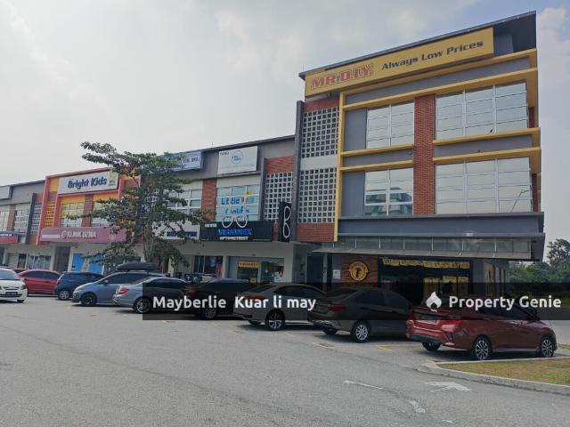 Shop Office for rent in Seksyen U17, Shah Alam