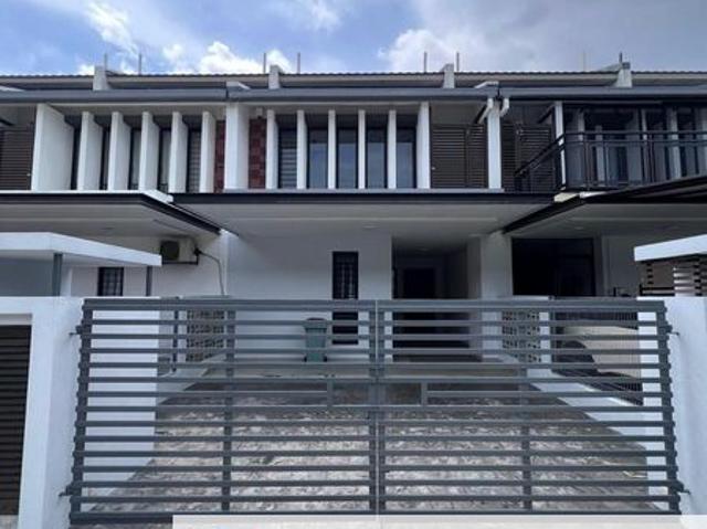 House for rent in Petaling, Alam Impian