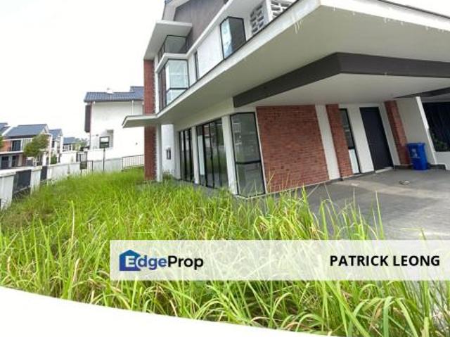 House for sale in Seksyen U15, Shah Alam