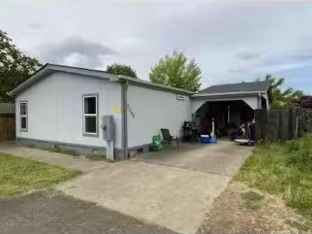 House for sale in Eugene