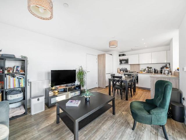 House for rent in London Borough of Lewisham, Ladywell