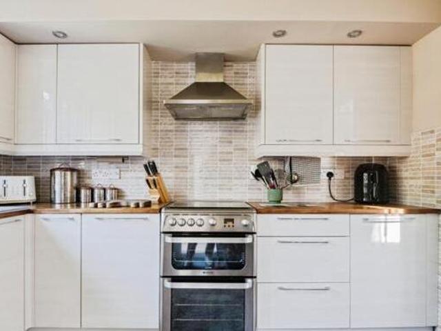 House for sale in Millmead, Acol